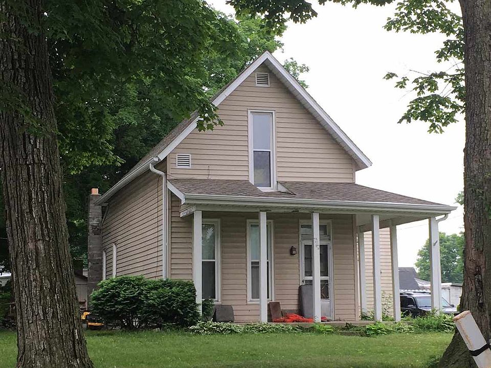 2nd image of 329 W 10th St
