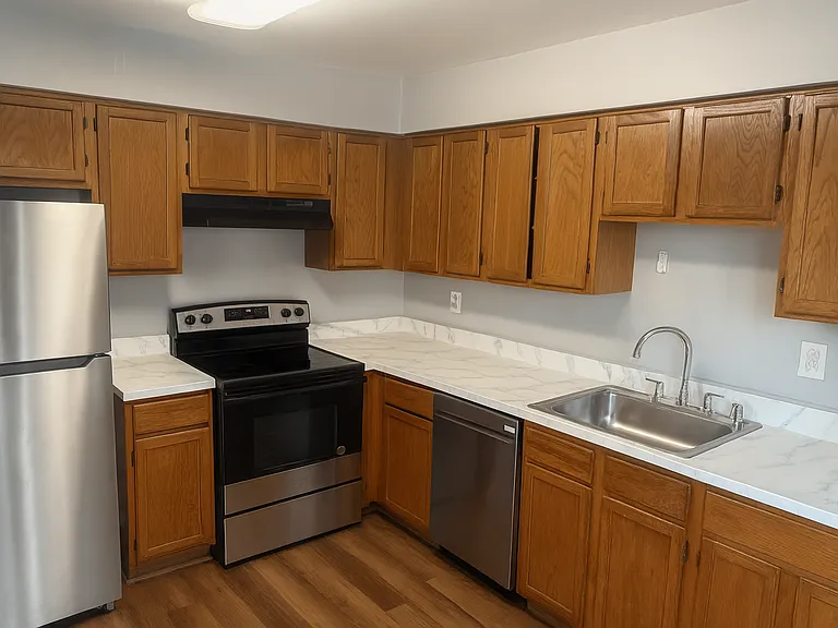 7476 Emerald Dr — Photo 5