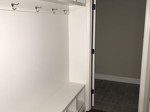 4th image of 212H Carver Ln
