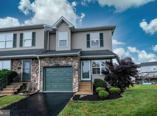 1240 Pin Oak Dr, Perkiomenville, PA 18074