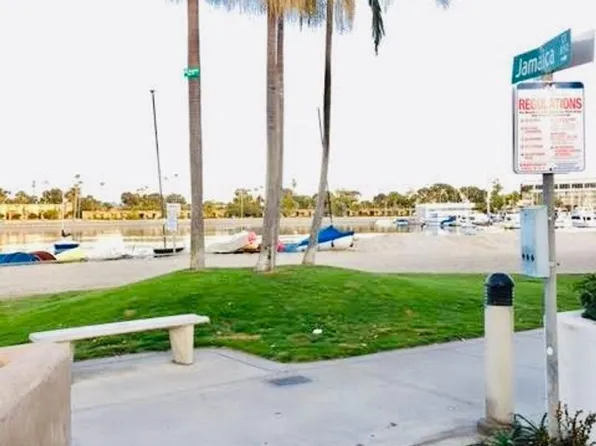 Perfect Mission Beach Studio Apartment W/ Parking! Only $1,595/Month!, 3266 Bayside Ln, San Diego, CA 92109