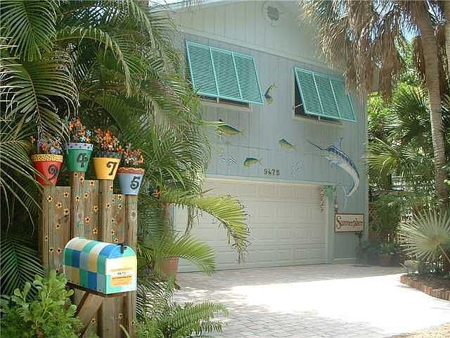 1st image of 9475 Periwinkle Dr