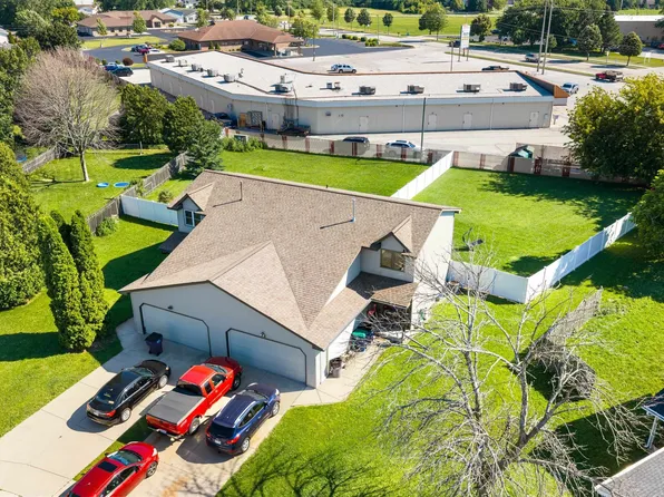 2744 Monaco Dr, Green Bay, WI 54311