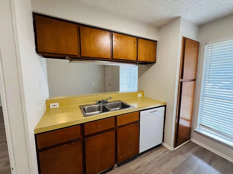 105A Nicole Cv — Photo 11
