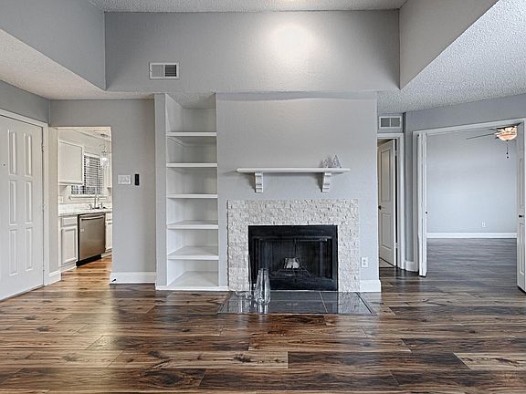 3rd image of 5550 Spring Valley Rd #31