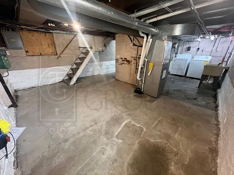 1137 Illinois Ave — Photo 25