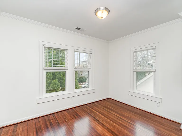 2110 Dartmouth Pl — Photo 18