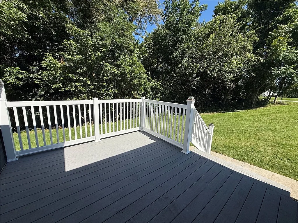 2 bed, 1140 sqft, $1,300 — Photo 4
