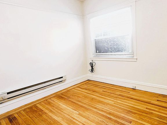 3rd image of 2 Commonwealth Ave #1