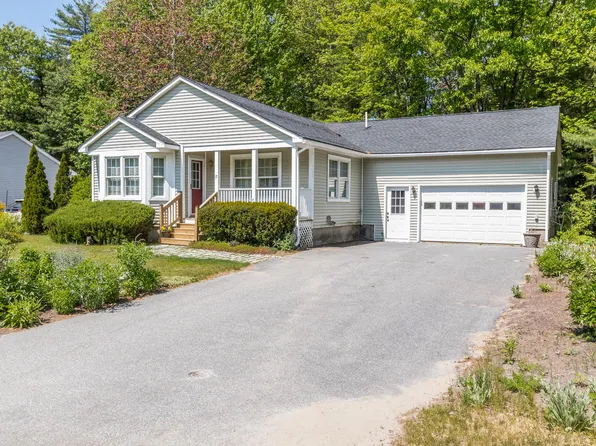 17 Topsham Crossing, Topsham, ME 04086