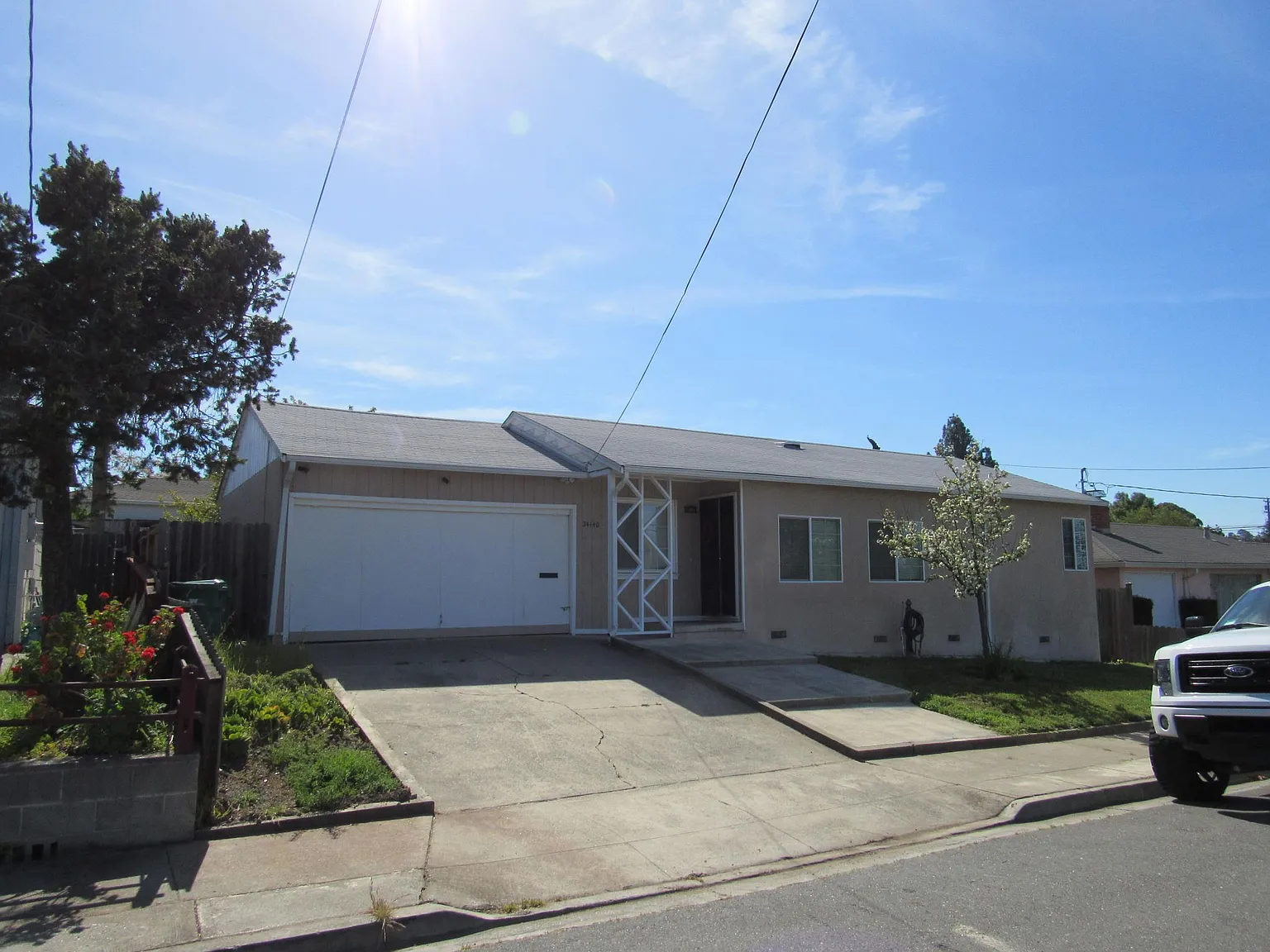 24140 Zorro Ct photo 1