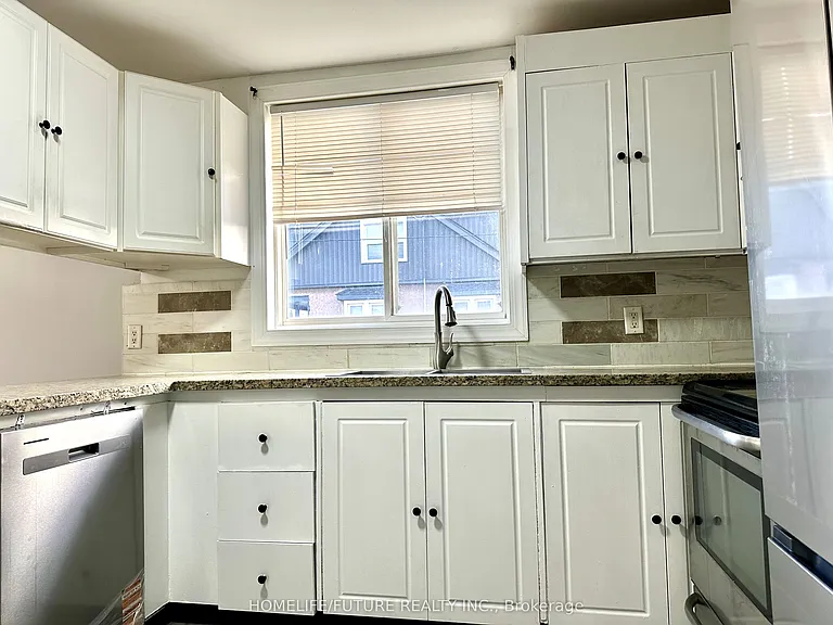 117 Harmony Ave — Photo 8