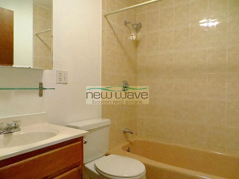 12 Columbus Sq #6 — Photo 11
