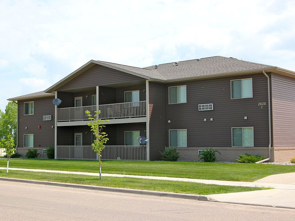 1st image of 2820 5th St NW #065000678