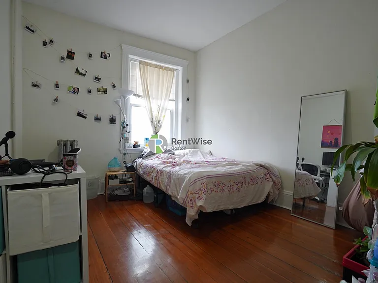 80 Brighton Ave #4 — Photo 3
