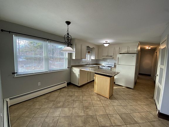 2nd image of 23 Euclid Ave #23