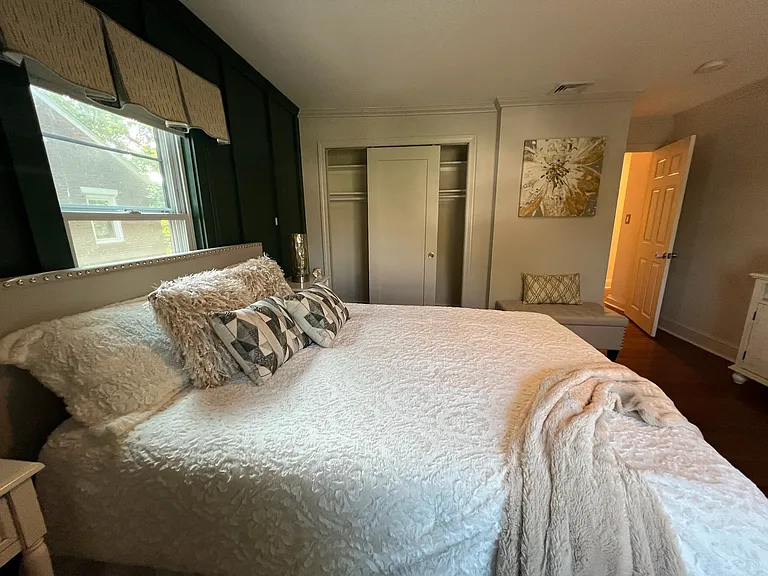 147 Lowell Ave — Photo 6