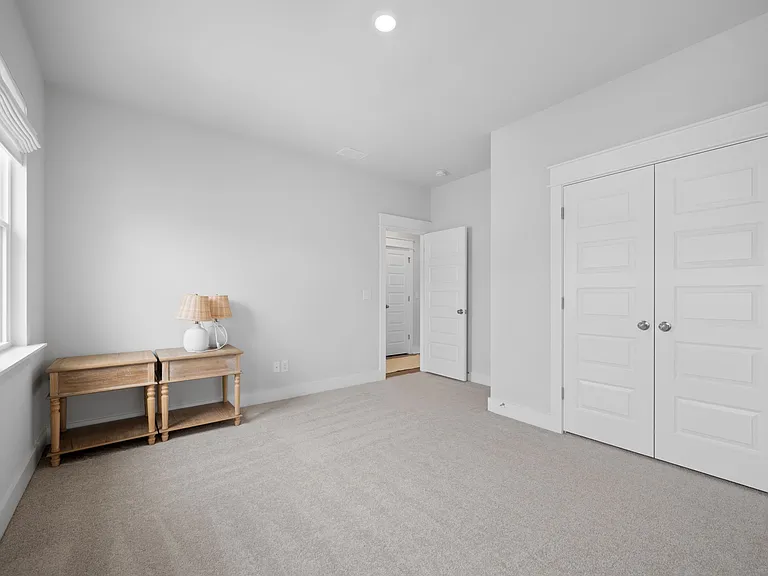 131 Archdale St — Photo 22