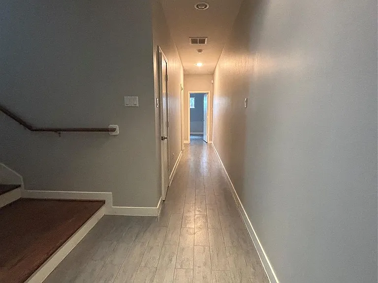 6016 Truro St — Photo 22