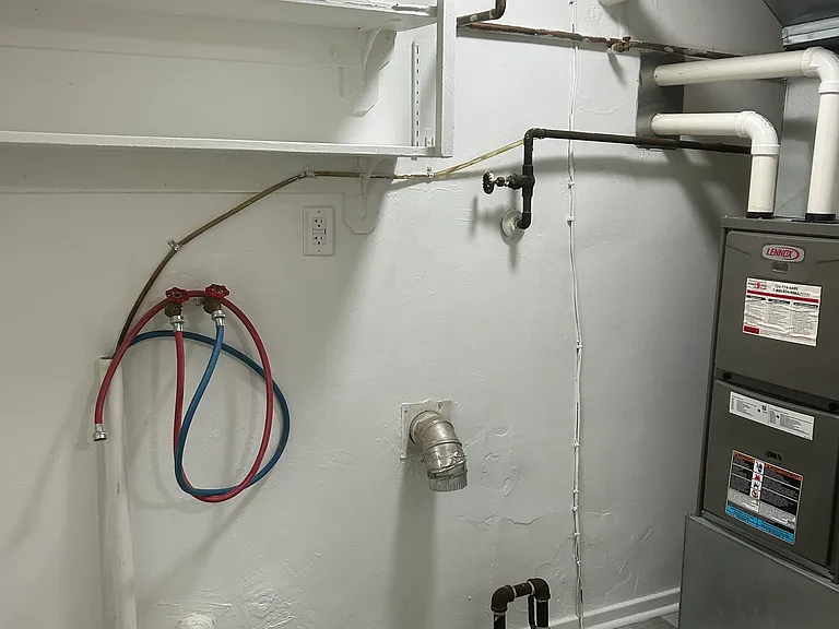 100-61F Midland Hts — Photo 5