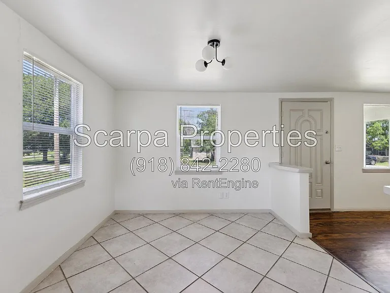 202 E 4th Ave — Photo 7