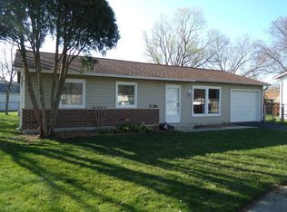235 Bristol Ct, Bolingbrook, IL 60440