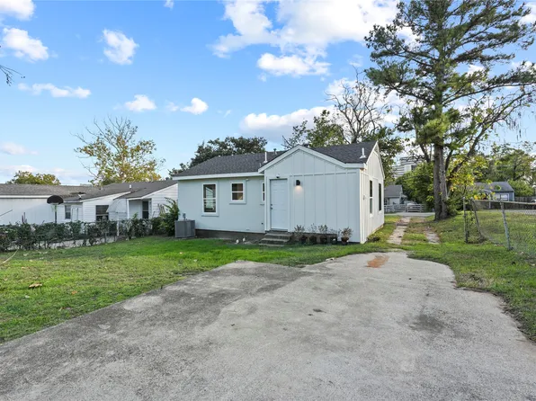 5630 Arlington Park Dr, Dallas, TX 75235