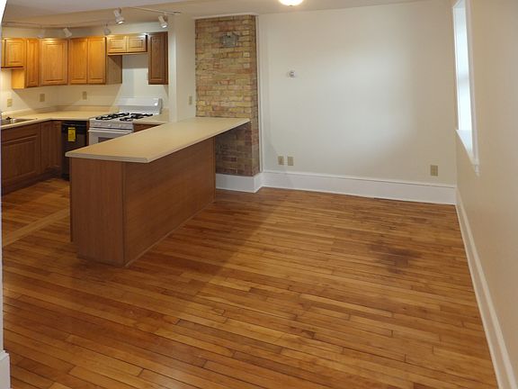 3rd image of 4302 Linden Hills Blvd