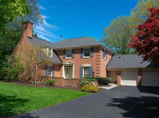 10285 Gainsborough Rd, Rockville, MD 20854