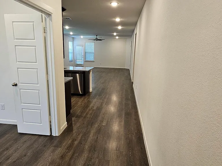 4836 Carmel Valley Dr — Photo 2