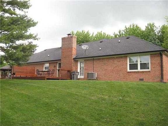 5th image of 6308 Onyx Cir