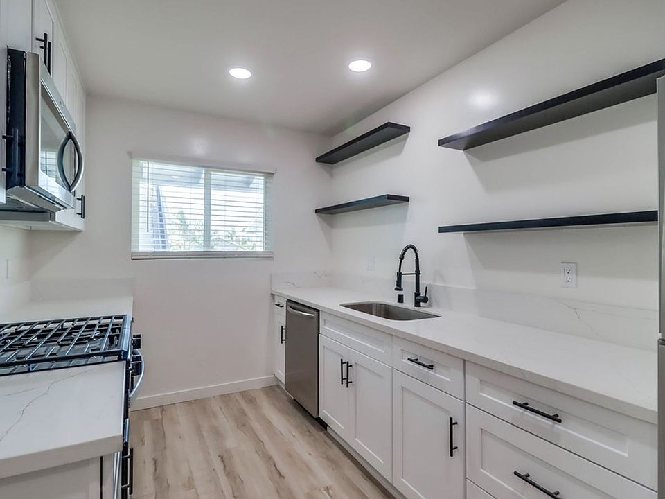 1st image of 1468 Hornblend St APT 7