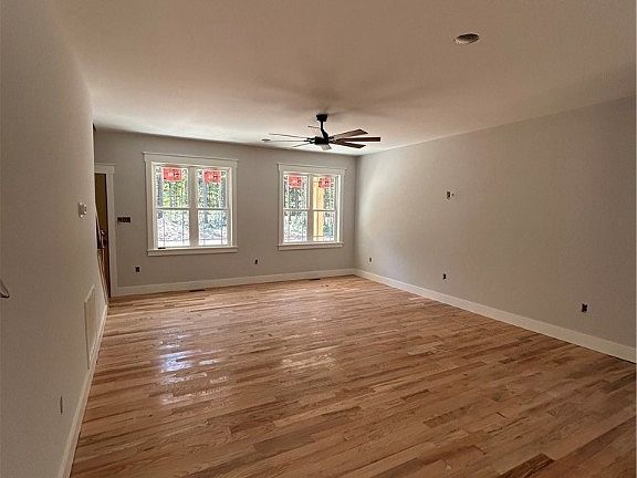 5th image of 19106 Carson Rd