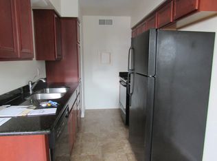 681 W Ashlan Ave APT 103, Clovis, CA 93612