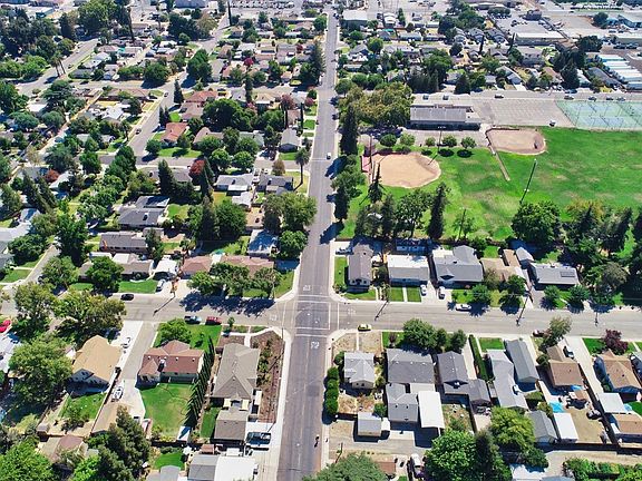 5th image of 505 S Acacia Ave