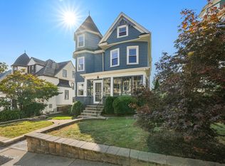 18 S Munroe Ter, Dorchester, MA 02122