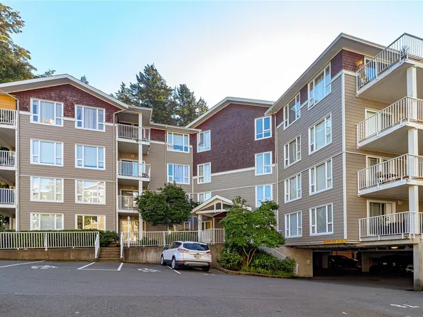 893 Hockley Ave #401, Langford, BC V9B 2V8