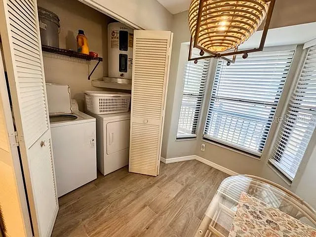 5753 Avista Dr — Photo 23
