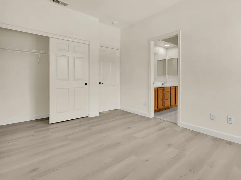 10 Clearwater Cv — Photo 49