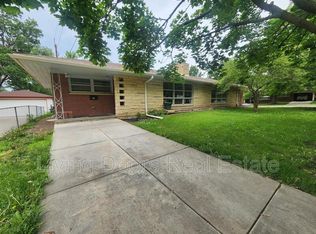 3868 Steele Ave, Lincoln, NE 68510