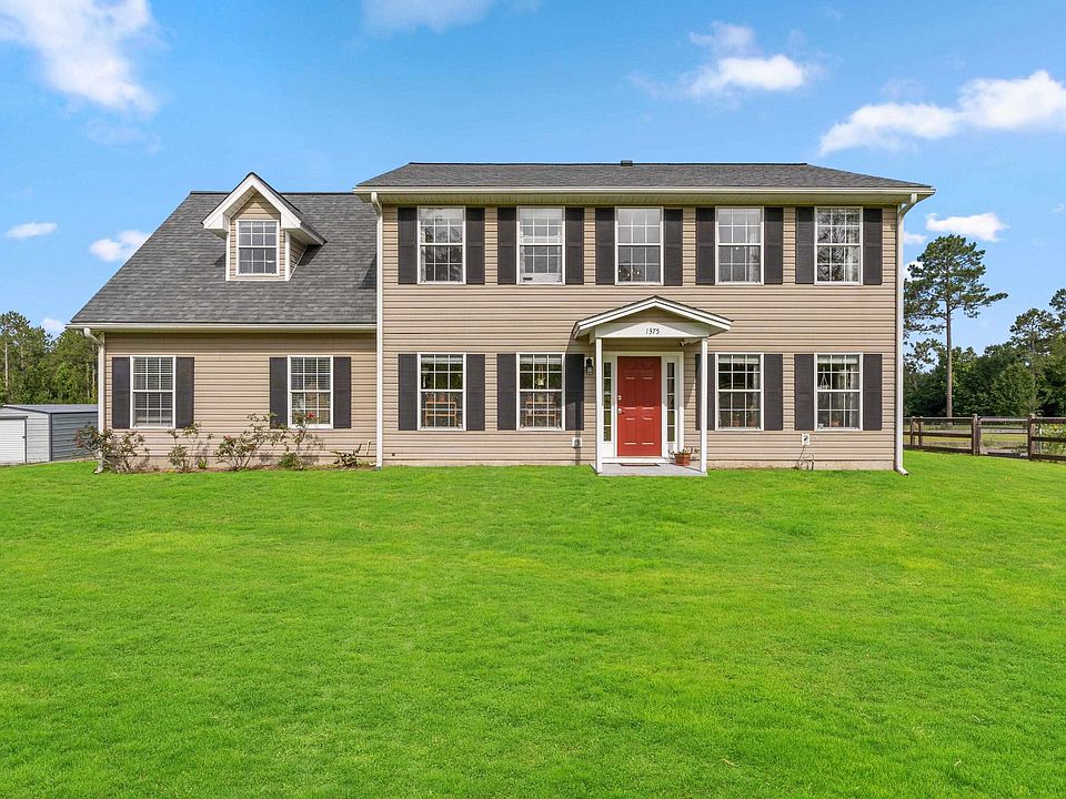 1st image of 1375 Dogwood Dr