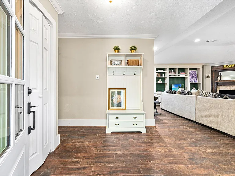 22607 Goldstone Dr — Photo 12