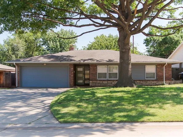 2237 Dublin Rd, The Village, OK 73120