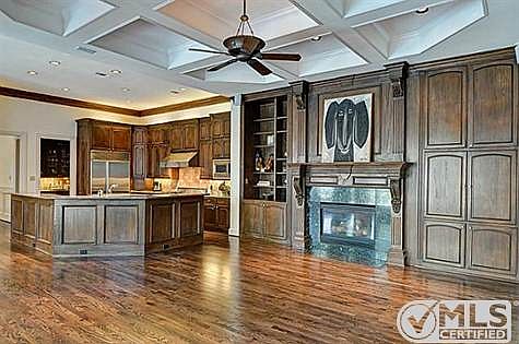 5th image of 6324 Pemberton Dr