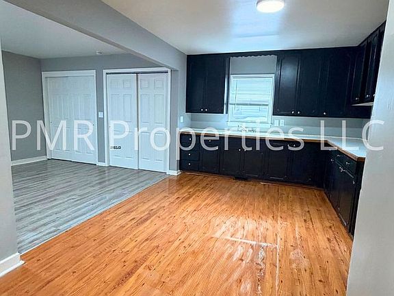 3rd image of 2115 Avenue M
