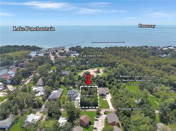 1536 Madison St, Mandeville, LA 70448