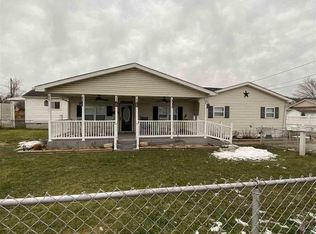 321 Walnut St, Saint Albans, WV 25177