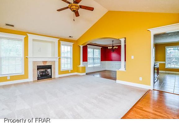 3rd image of 324 Livingston Dr