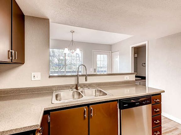 5th image of 2275 S Pitkin Way APT C