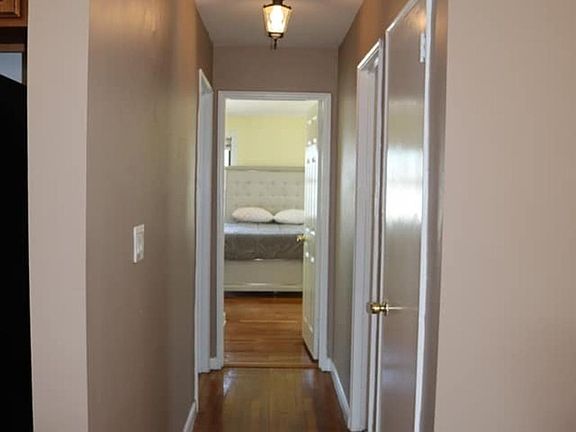 5th image of 454 Beach #122